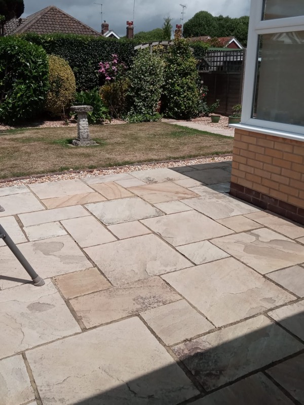  Pressure washing Indian sandstone 
