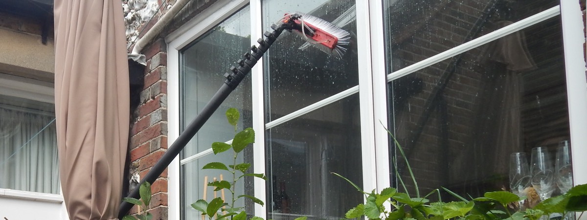 The pole system window cleaning